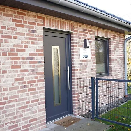 Feriehus 2 Einzelne Haeuser Nebeneinander Mit Garten! Neu