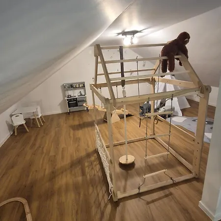 2 Einzelne Haeuser Nebeneinander Mit Garten! Neu Feriehus